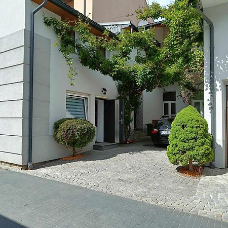 Kiwi Apartament 穆希纳 外观 照片