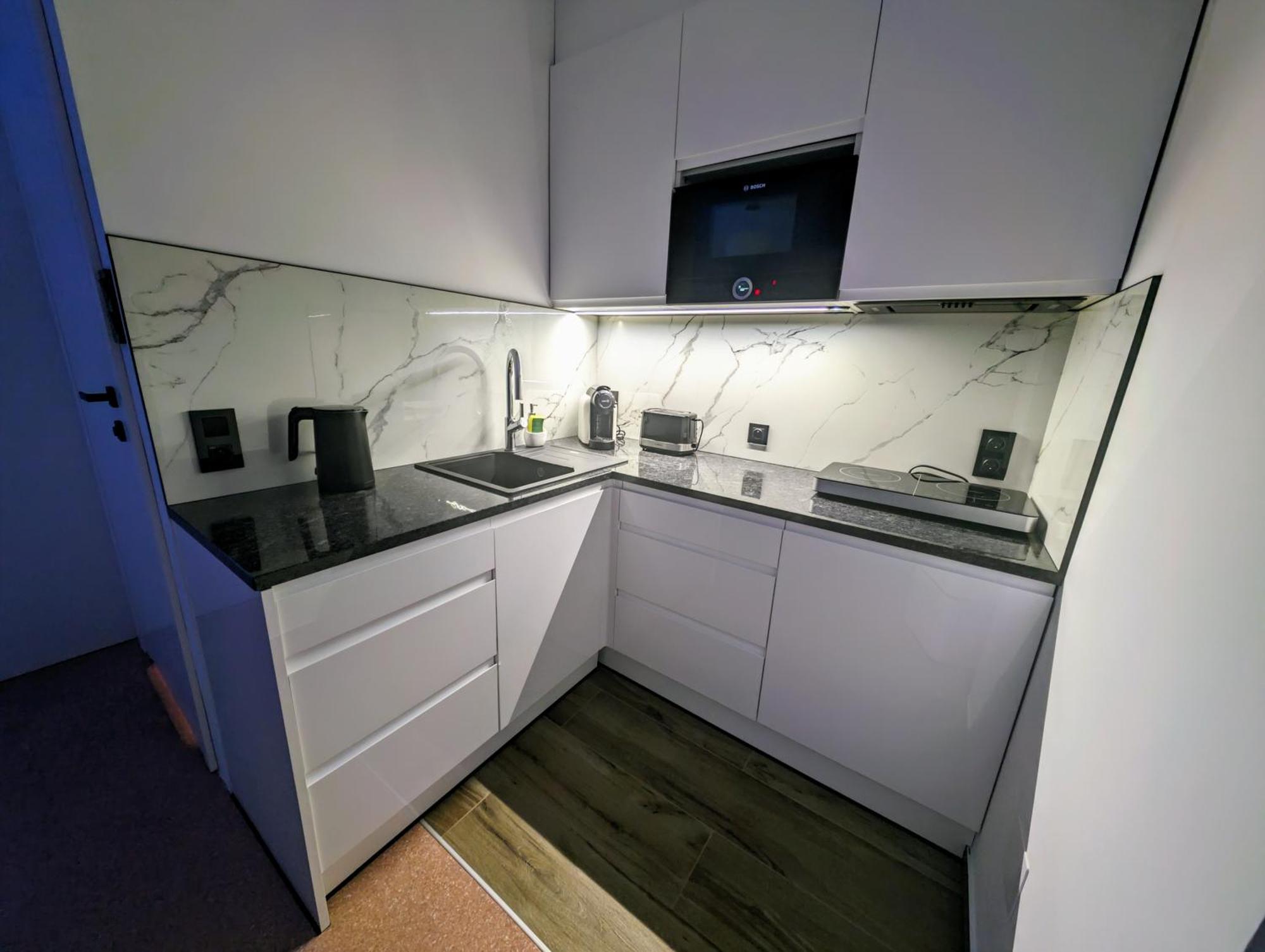 Kiwi Apartament 穆希纳 外观 照片